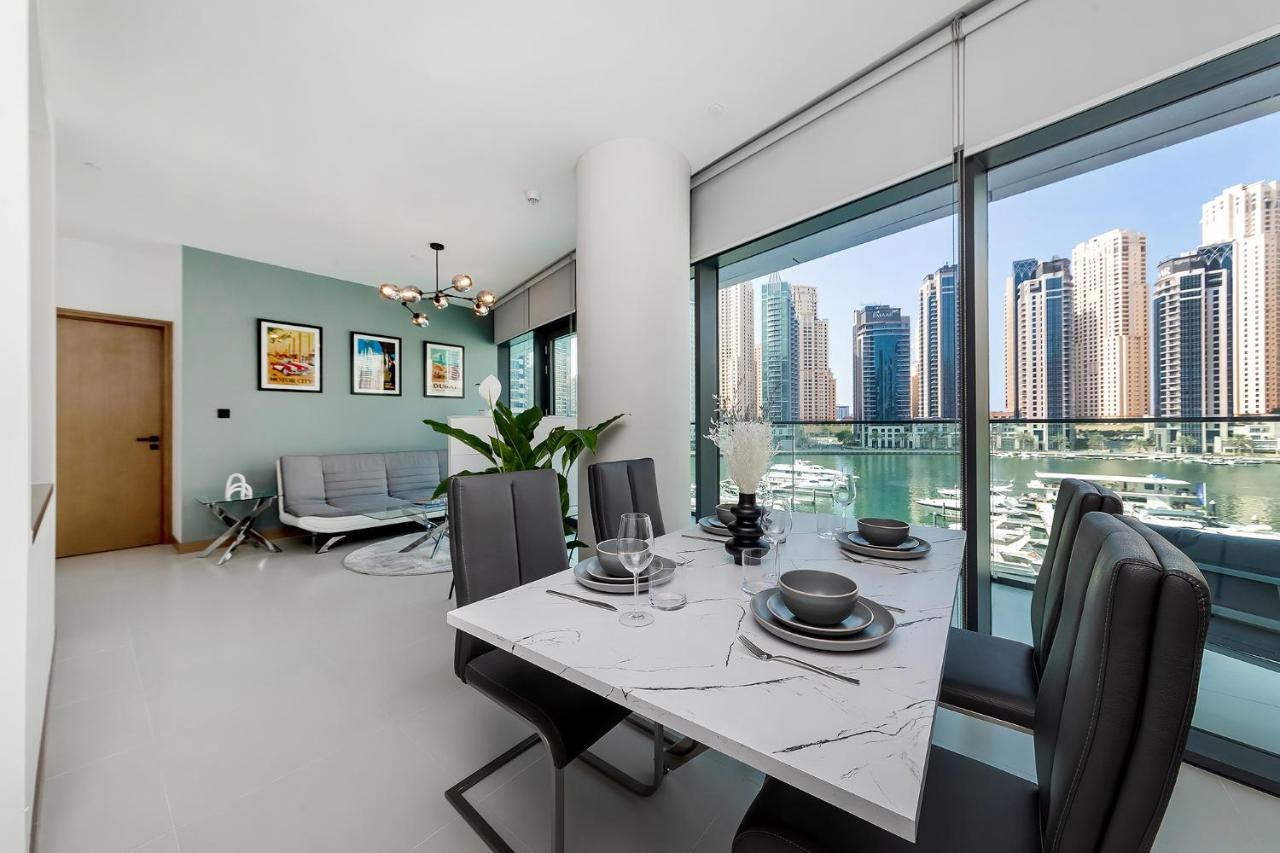 Ferienwohnung Luxurious 2Br Apt With Panoramic Marina View Dubai Exterior foto